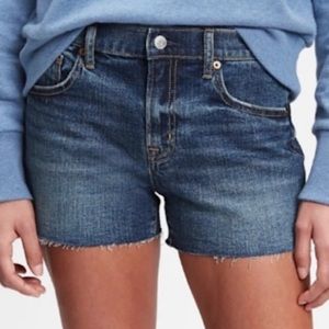 “NEW” GAP 1969 Slim Cut-Off Short